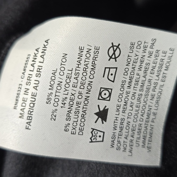 Nwt nike yoga luxe wide leg high waist Loose Fit Crop Pants - Picture 9 of 9